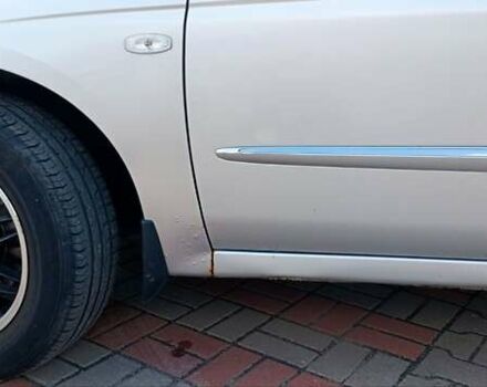 Серый Киа Черато, объемом двигателя 1.6 л и пробегом 250 тыс. км за 5000 $, фото 1 на Automoto.ua