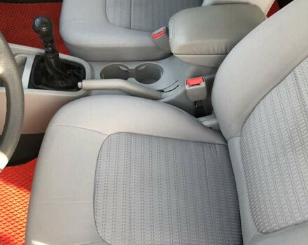 Серый Киа Черато, объемом двигателя 1.6 л и пробегом 213 тыс. км за 4400 $, фото 28 на Automoto.ua