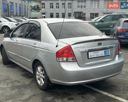 Серый Киа Черато, объемом двигателя 1.98 л и пробегом 188 тыс. км за 4990 $, фото 6 на Automoto.ua