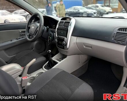 Сірий Кіа Черато, об'ємом двигуна 1.6 л та пробігом 200 тис. км за 4700 $, фото 12 на Automoto.ua