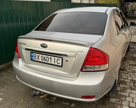 Серый Киа Черато, объемом двигателя 1.6 л и пробегом 181 тыс. км за 4200 $, фото 2 на Automoto.ua