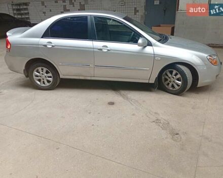 Серый Киа Черато, объемом двигателя 1.59 л и пробегом 229 тыс. км за 5400 $, фото 2 на Automoto.ua