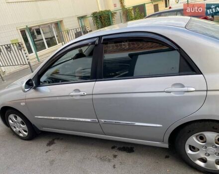 Киа Черато 2008 в Умани на Automoto.ua Серый Киа Черато, объемом двигателя 1.59 л и пробегом 267 тыс. км за 4000 $, фото 5 на Automoto.ua