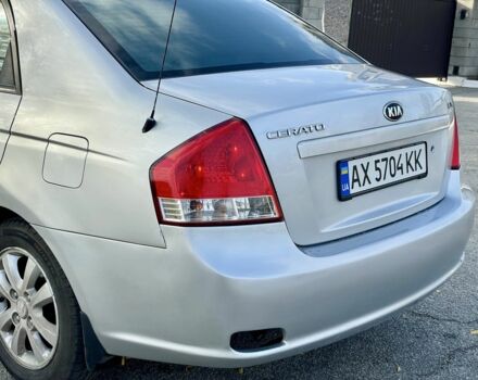 Серый Киа Черато, объемом двигателя 1.6 л и пробегом 215 тыс. км за 4500 $, фото 13 на Automoto.ua