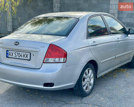 Серый Киа Черато, объемом двигателя 1.6 л и пробегом 214 тыс. км за 4500 $, фото 5 на Automoto.ua