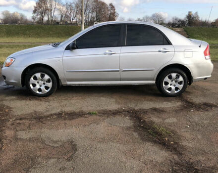 Серый Киа Черато, объемом двигателя 1.6 л и пробегом 213 тыс. км за 4400 $, фото 5 на Automoto.ua