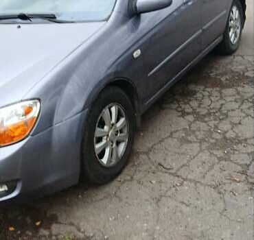 Серый Киа Черато, объемом двигателя 1.6 л и пробегом 158 тыс. км за 4500 $, фото 1 на Automoto.ua