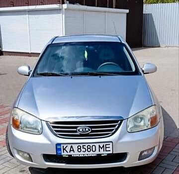 Серый Киа Черато, объемом двигателя 1.6 л и пробегом 250 тыс. км за 5000 $, фото 15 на Automoto.ua