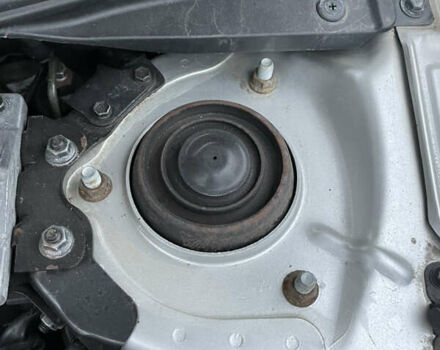 Серый Киа Черато, объемом двигателя 1.6 л и пробегом 210 тыс. км за 1900 $, фото 18 на Automoto.ua