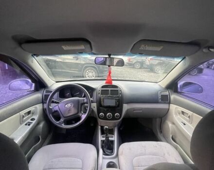 Серый Киа Черато, объемом двигателя 1.6 л и пробегом 220 тыс. км за 2550 $, фото 6 на Automoto.ua