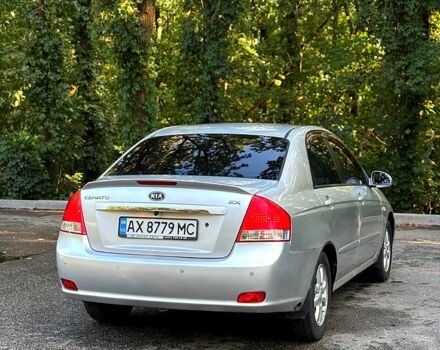 Серый Киа Черато, объемом двигателя 2 л и пробегом 215 тыс. км за 4950 $, фото 2 на Automoto.ua