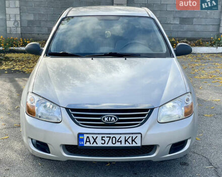 Серый Киа Черато, объемом двигателя 1.6 л и пробегом 214 тыс. км за 4500 $, фото 2 на Automoto.ua