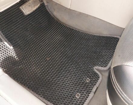 Киа Черато 2008 в Ирпене на Automoto.ua Серый Киа Черато, объемом двигателя 2 л и пробегом 188 тыс. км за 5000 $, фото 20 на Automoto.ua