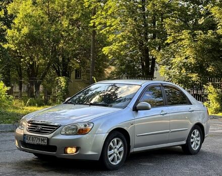 Серый Киа Черато, объемом двигателя 2 л и пробегом 215 тыс. км за 4950 $, фото 4 на Automoto.ua