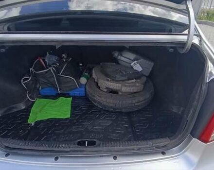 Серый Киа Черато, объемом двигателя 1.6 л и пробегом 250 тыс. км за 5000 $, фото 18 на Automoto.ua