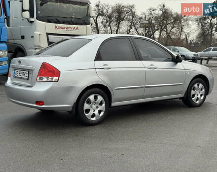 Серый Киа Черато, объемом двигателя 1.6 л и пробегом 180 тыс. км за 4950 $, фото 4 на Automoto.ua