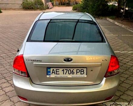 Сірий Кіа Черато, об'ємом двигуна 1.6 л та пробігом 187 тис. км за 4999 $, фото 3 на Automoto.ua