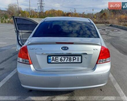 Киа Черато 2008 в Ирпене на Automoto.ua Серый Киа Черато, объемом двигателя 2 л и пробегом 188 тыс. км за 5000 $, фото 1 на Automoto.ua