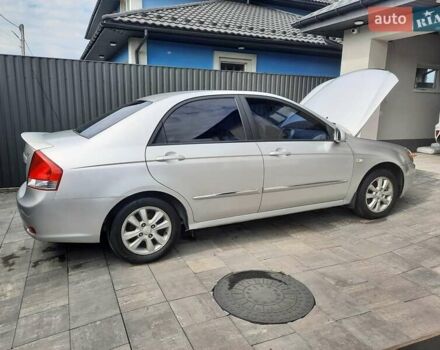 Сірий Кіа Черато, об'ємом двигуна 2 л та пробігом 192 тис. км за 4700 $, фото 3 на Automoto.ua