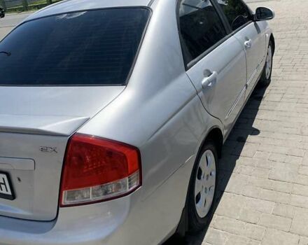 Серый Киа Черато, объемом двигателя 1.6 л и пробегом 210 тыс. км за 3800 $, фото 1 на Automoto.ua