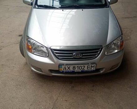 Серый Киа Черато, объемом двигателя 1.59 л и пробегом 229 тыс. км за 5400 $, фото 7 на Automoto.ua