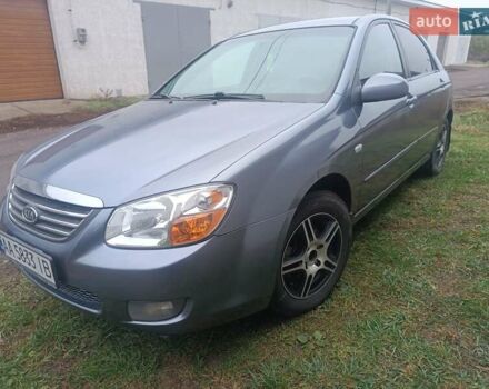 Серый Киа Черато, объемом двигателя 1.98 л и пробегом 230 тыс. км за 3000 $, фото 9 на Automoto.ua