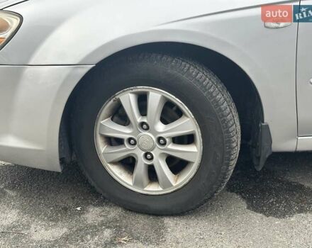 Серый Киа Черато, объемом двигателя 1.98 л и пробегом 188 тыс. км за 4990 $, фото 9 на Automoto.ua