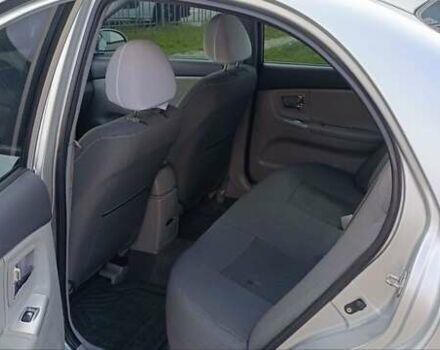 Серый Киа Черато, объемом двигателя 1.6 л и пробегом 250 тыс. км за 5000 $, фото 21 на Automoto.ua