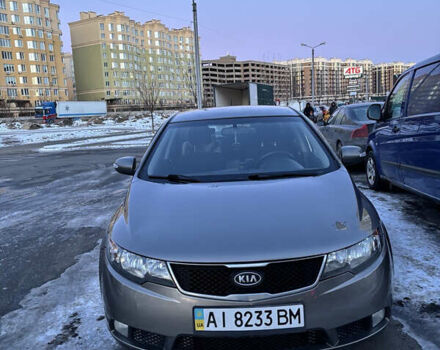 Серый Киа Черато, объемом двигателя 2 л и пробегом 190 тыс. км за 7800 $, фото 3 на Automoto.ua