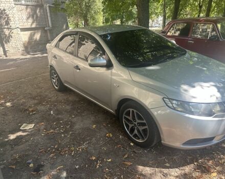 Сірий Кіа Черато, об'ємом двигуна 1.6 л та пробігом 270 тис. км за 5000 $, фото 4 на Automoto.ua