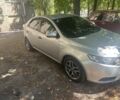 Сірий Кіа Черато, об'ємом двигуна 1.6 л та пробігом 270 тис. км за 5000 $, фото 4 на Automoto.ua