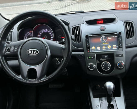 Серый Киа Черато, объемом двигателя 1.6 л и пробегом 188 тыс. км за 6999 $, фото 41 на Automoto.ua