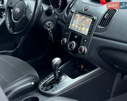 Серый Киа Черато, объемом двигателя 1.6 л и пробегом 188 тыс. км за 6999 $, фото 51 на Automoto.ua