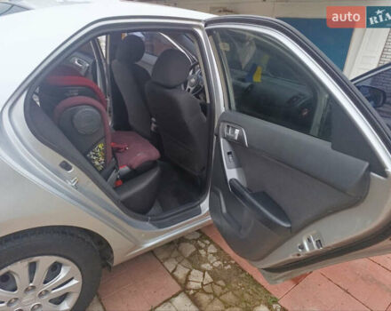 Сірий Кіа Черато, об'ємом двигуна 2 л та пробігом 235 тис. км за 6300 $, фото 1 на Automoto.ua