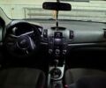 Серый Киа Черато, объемом двигателя 2 л и пробегом 250 тыс. км за 7200 $, фото 2 на Automoto.ua