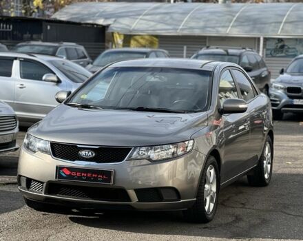 Сірий Кіа Черато, об'ємом двигуна 1.6 л та пробігом 117 тис. км за 7777 $, фото 2 на Automoto.ua