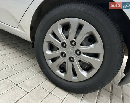 Серый Киа Черато, объемом двигателя 1.6 л и пробегом 188 тыс. км за 6999 $, фото 10 на Automoto.ua