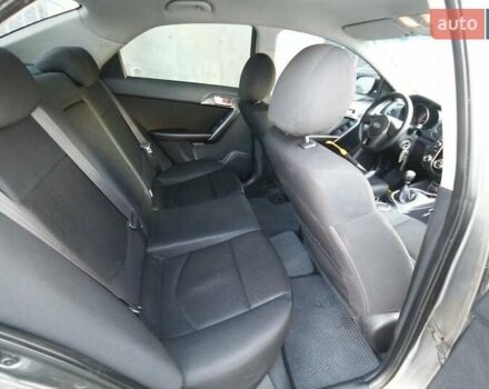 Серый Киа Черато, объемом двигателя 1.6 л и пробегом 420 тыс. км за 6500 $, фото 6 на Automoto.ua