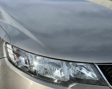 Сірий Кіа Черато, об'ємом двигуна 1.6 л та пробігом 117 тис. км за 7777 $, фото 10 на Automoto.ua