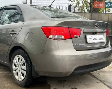 Сірий Кіа Черато, об'ємом двигуна 2 л та пробігом 198 тис. км за 6490 $, фото 7 на Automoto.ua