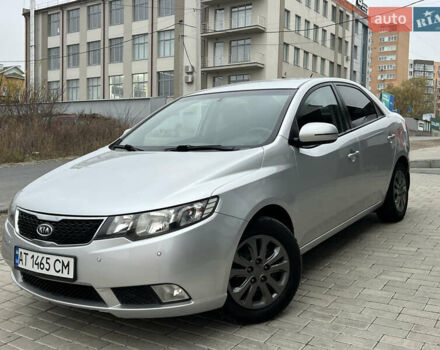 Серый Киа Черато, объемом двигателя 1.6 л и пробегом 188 тыс. км за 6999 $, фото 3 на Automoto.ua