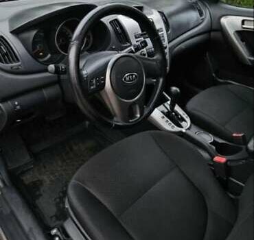 Серый Киа Черато, объемом двигателя 1.59 л и пробегом 117 тыс. км за 7777 $, фото 1 на Automoto.ua