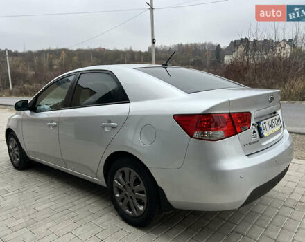 Серый Киа Черато, объемом двигателя 1.6 л и пробегом 188 тыс. км за 6999 $, фото 9 на Automoto.ua