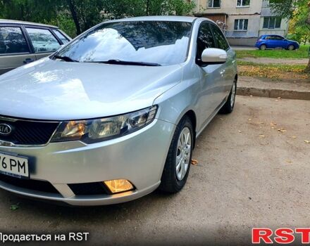 Серый Киа Черато, объемом двигателя 2 л и пробегом 230 тыс. км за 6300 $, фото 1 на Automoto.ua