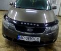 Серый Киа Черато, объемом двигателя 2 л и пробегом 250 тыс. км за 7200 $, фото 1 на Automoto.ua