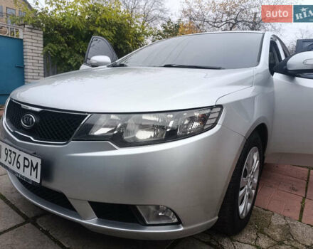 Сірий Кіа Черато, об'ємом двигуна 2 л та пробігом 235 тис. км за 6300 $, фото 3 на Automoto.ua