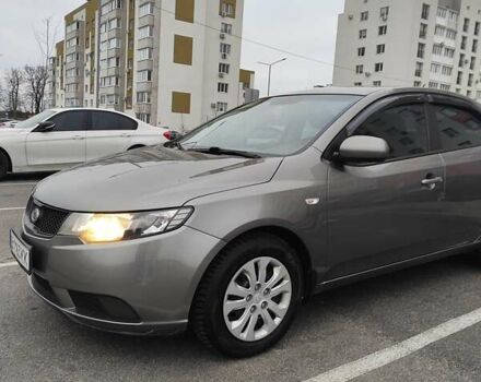 Серый Киа Черато, объемом двигателя 1.59 л и пробегом 153 тыс. км за 6300 $, фото 18 на Automoto.ua