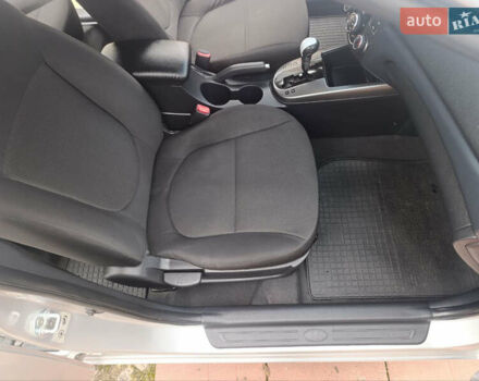 Сірий Кіа Черато, об'ємом двигуна 2 л та пробігом 235 тис. км за 6300 $, фото 4 на Automoto.ua