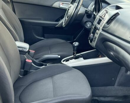 Сірий Кіа Черато, об'ємом двигуна 1.6 л та пробігом 117 тис. км за 7777 $, фото 18 на Automoto.ua