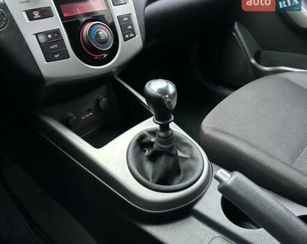 Серый Киа Черато, объемом двигателя 2 л и пробегом 178 тыс. км за 6450 $, фото 18 на Automoto.ua